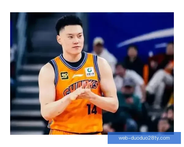 国家队首秀李弘权赛后泪洒赛场